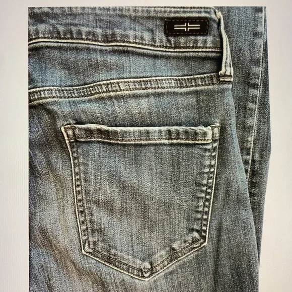 Liverpool Jeans Company Straight Leg Jeans - Picture 4 of 8